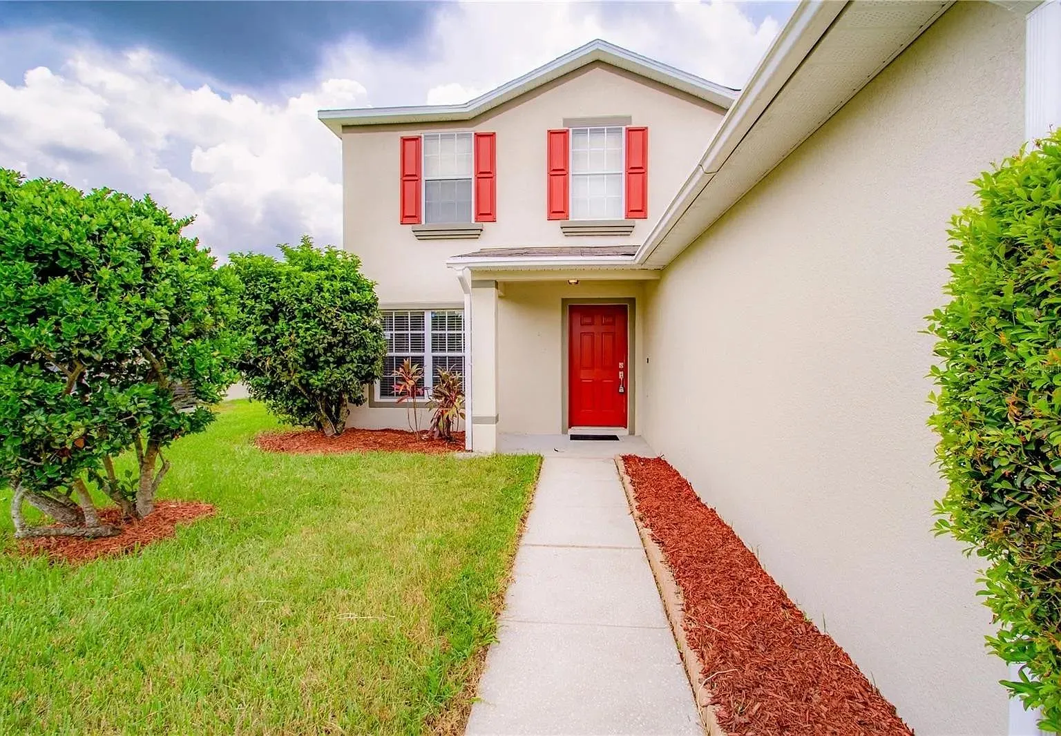 4 bed, 2822 sqft, $2,995 — Photo 3