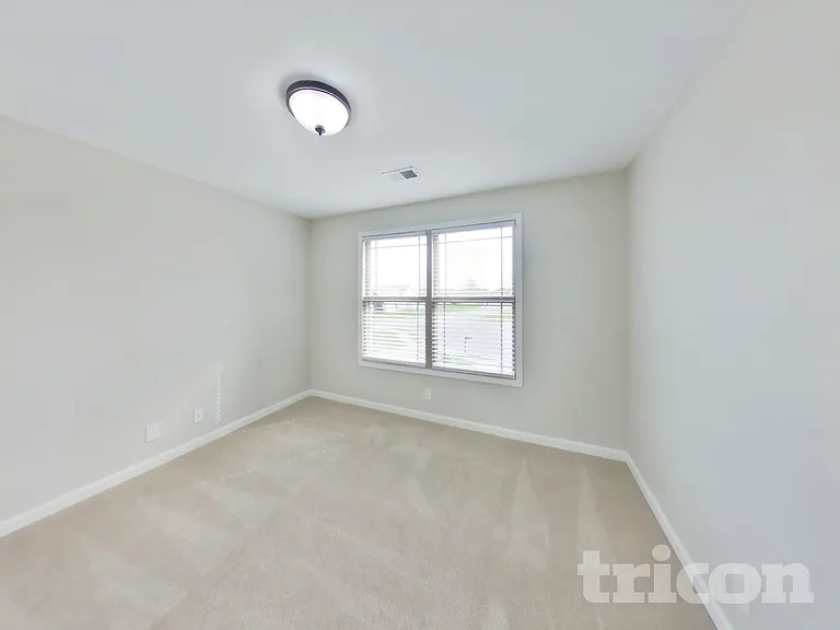 3833 Harvest Rdg — Photo 13