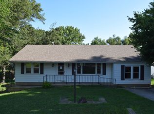 1331 W Saint Clair St, Vandalia, IL 62471
