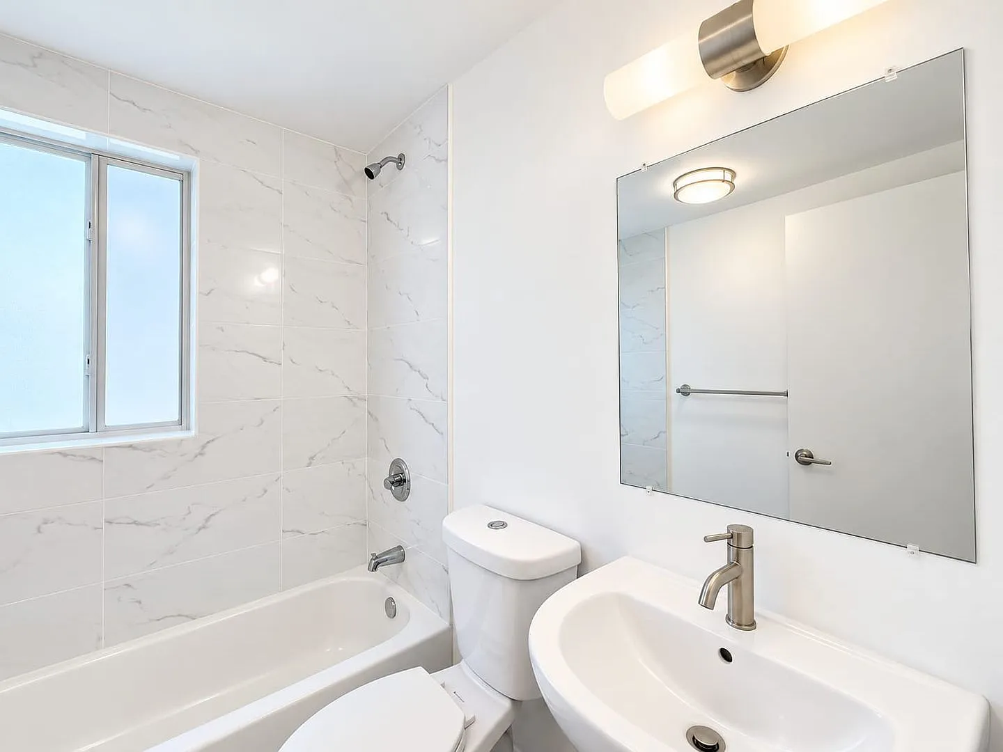 Newly Renovated Community Invigorating Miami's Downtown Urban Core! — Photo 4