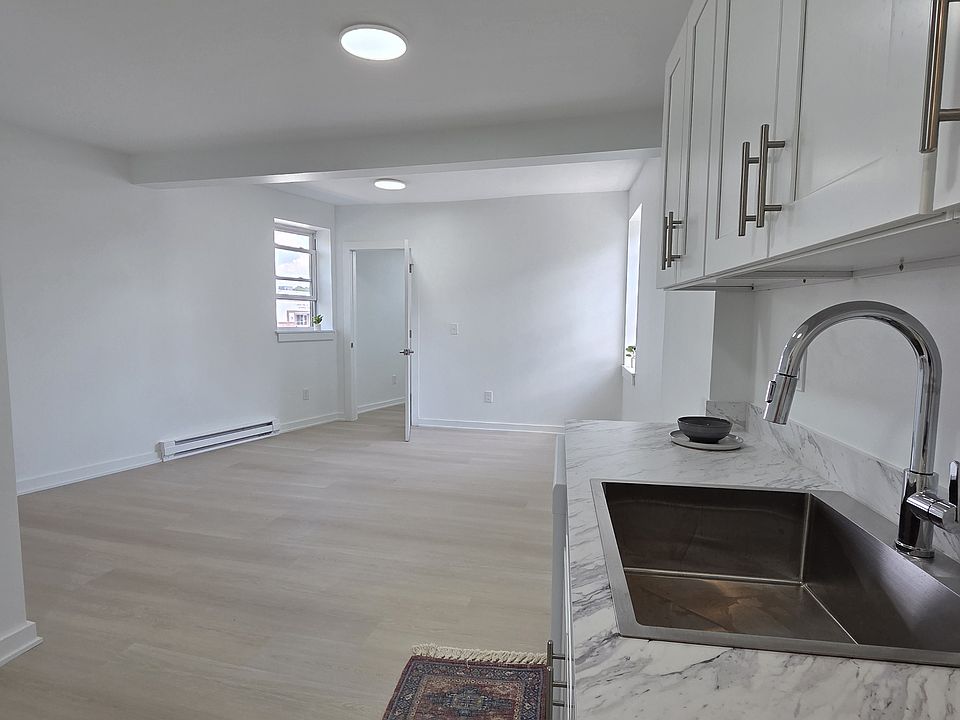 1st image of 4 S 4th St #7