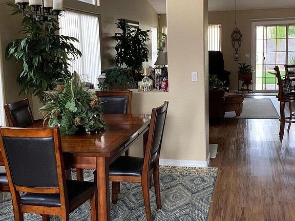 3rd image of 8419 W Laurel Ln