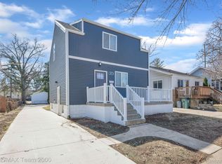 371 W Saratoga St, Ferndale, MI