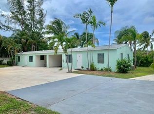 2571 Hinda Rd, West Palm Beach, FL 33403