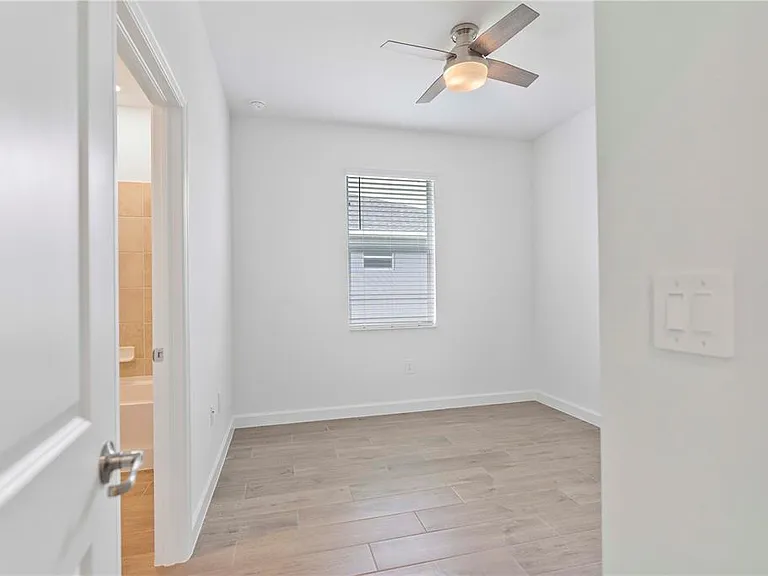 15077 Jadestone Dr — Photo 9