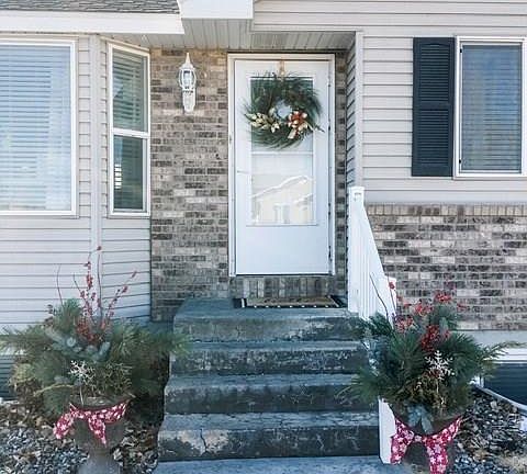 2nd image of 614 S Ensign Dr