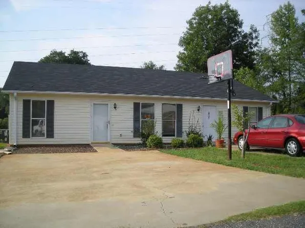 604 Oneal St, Belton, SC 29627