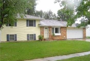 2nd image of 948 Oriole Dr