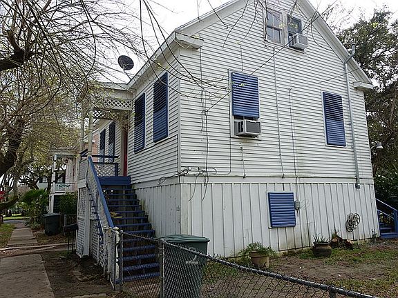 2nd image of 1221 20th St