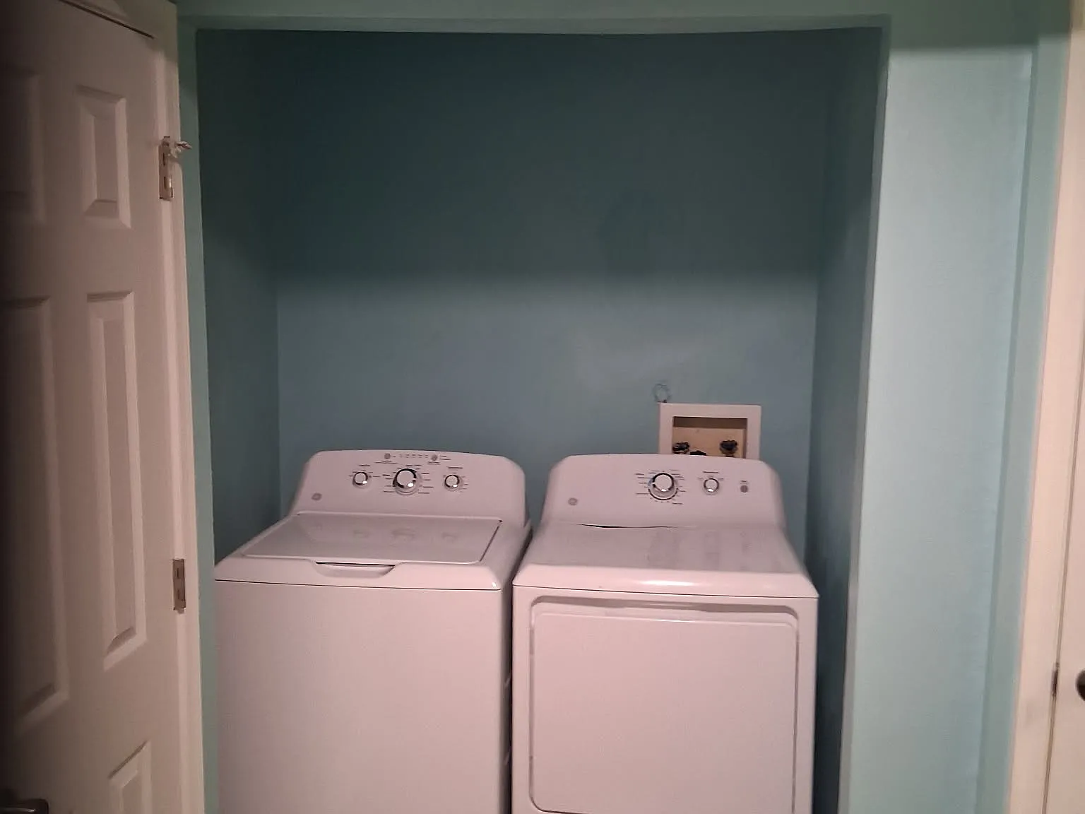 4 bed, 1400 sqft, $900 — Photo 4