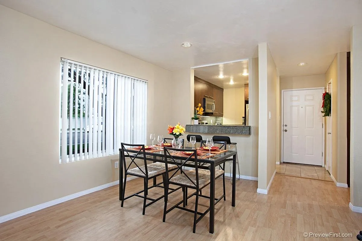 7425 Charmant Dr — Photo 4