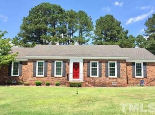 401 Marlowe Dr, Dunn, NC 28334