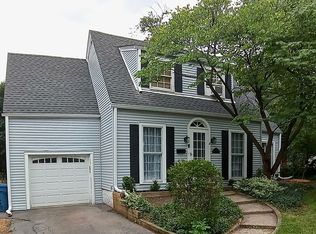 4529 Highland Ave, Downers Grove, IL 60515