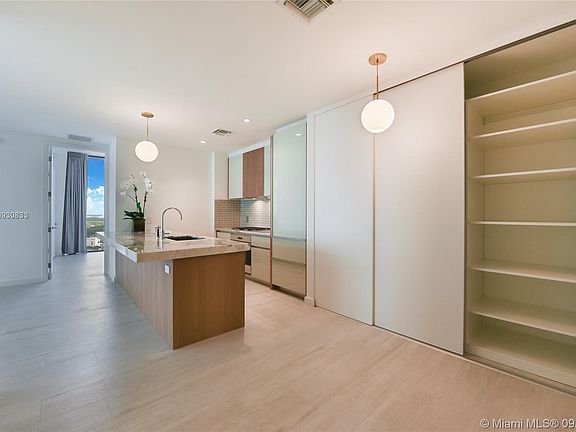 2nd image of 2831 S Bayshore Dr Unit 2001