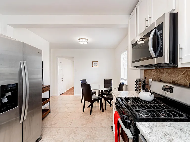 345 Aubuchon St — Photo 9