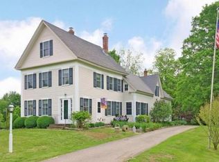 97 Brookline St, Pepperell, MA 01463