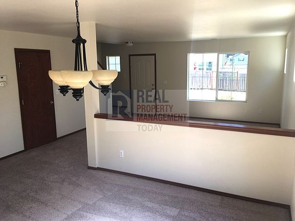 5th image of 20238 47th Ave E