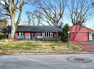 2197 Bending Willow Dr, Dayton, OH 45440