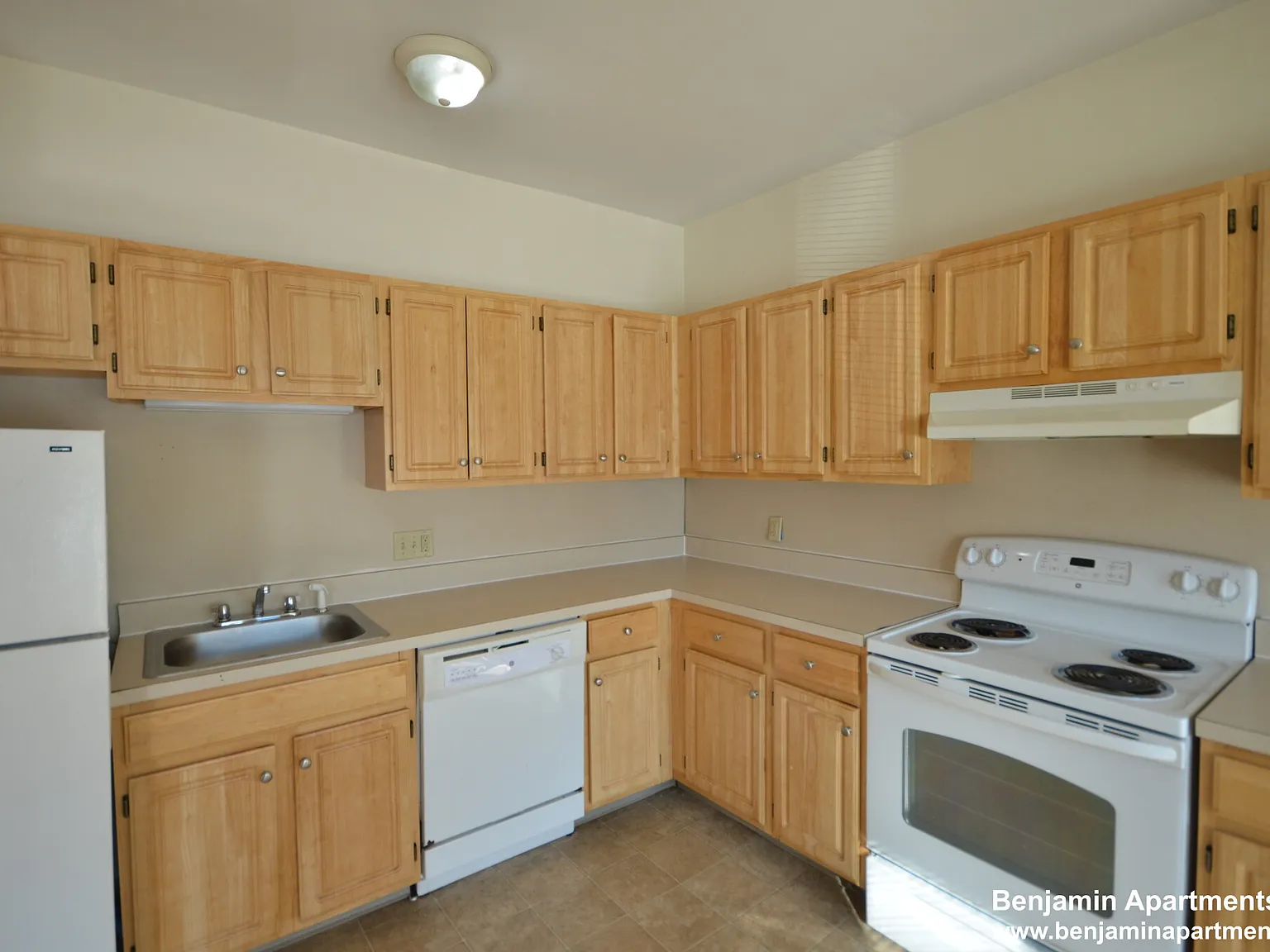 2 bed, $3,000 — Photo 4