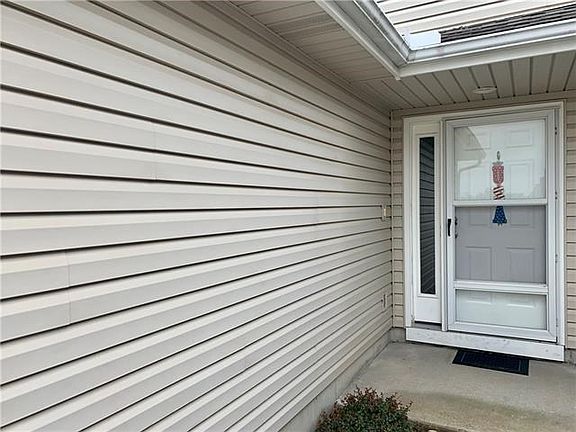 2nd image of 505 NE 1st St APT C
