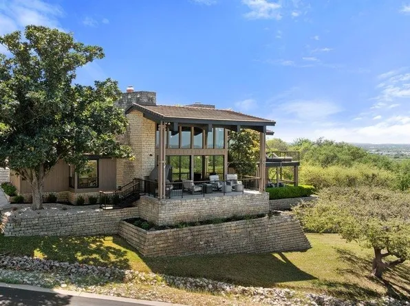 1200 Thataway, Horseshoe Bay, TX 78657