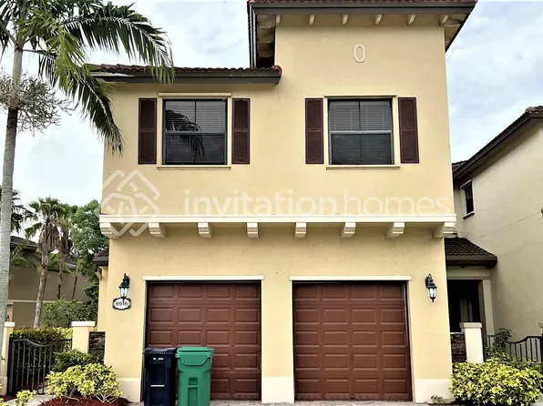 8916 SW 228th Ln, Cutler Bay, FL 33190