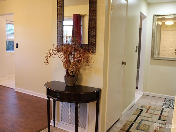 2nd image of 707 Merrywood Dr