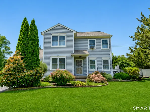 39 Jefferson Drive, Killingly, CT 06239