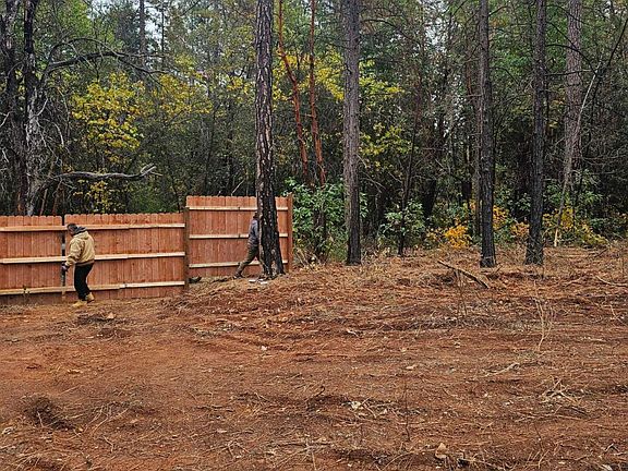 5th image of 729 Bloomer Hill Rd