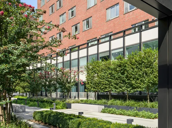 107 Columbia Heights image 4 of 7