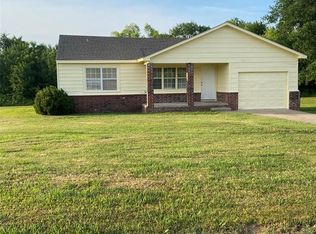 420 SW 13th St, Wagoner, OK 74467