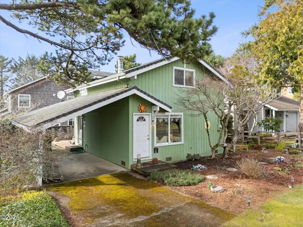 3423 NW Neptune Ave, Lincoln City, OR 97367