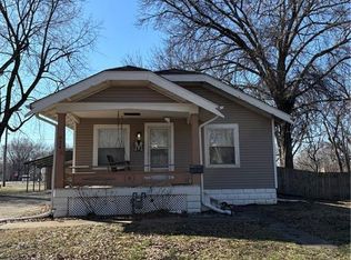 924 E 5th St, Pittsburg, KS 66762