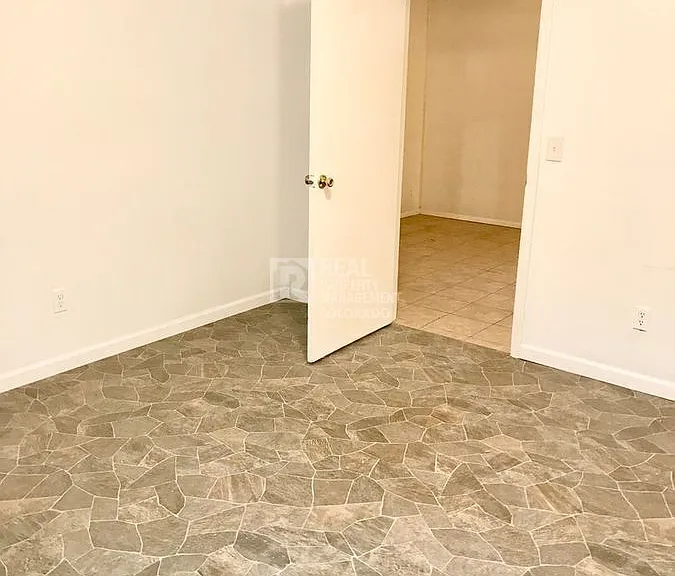 13626 E 13th Pl — Photo 29