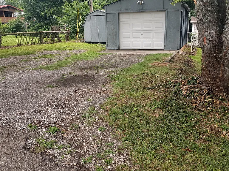 2801 Cecil Ave — Photo 4