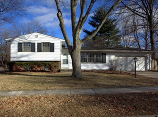 1802 Winchester Dr, Champaign, IL 61821