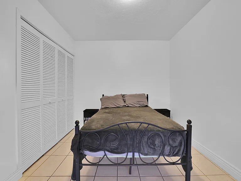 9702 NW 5th Ln #9702 — Photo 15
