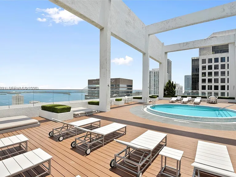 500 Brickell Ave #402 — Photo 12