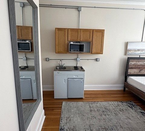 5th image of 38 Green St #202