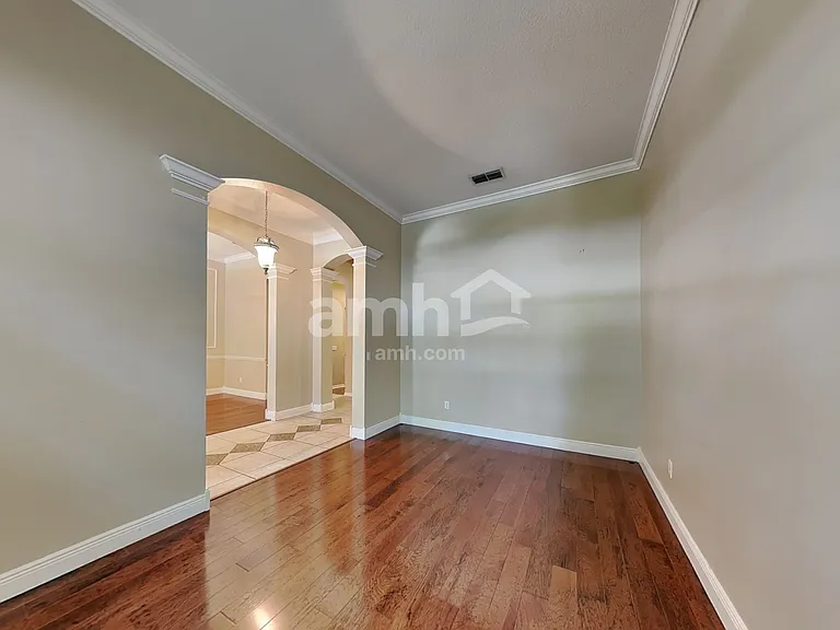 883 Moonluster Dr — Photo 9