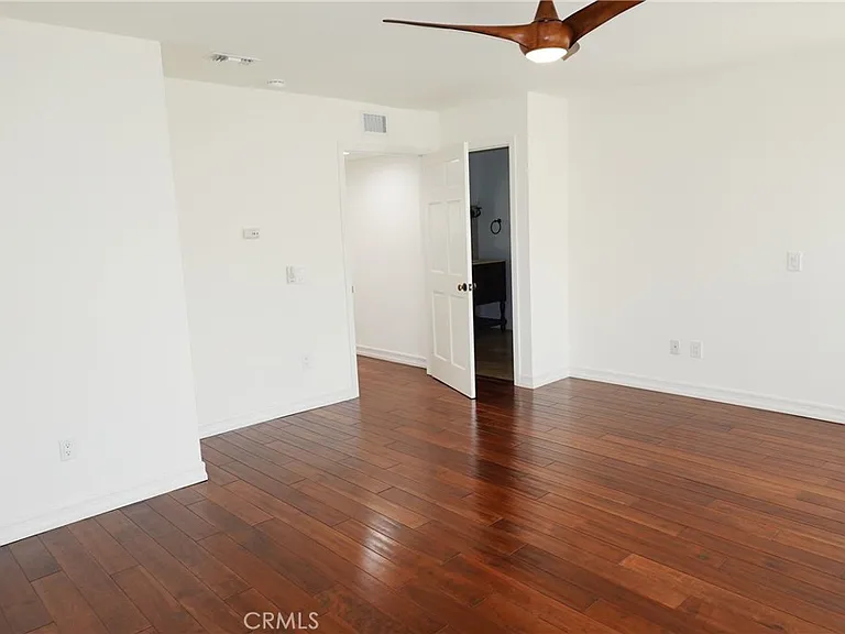6232 Hesperia Ave — Photo 27