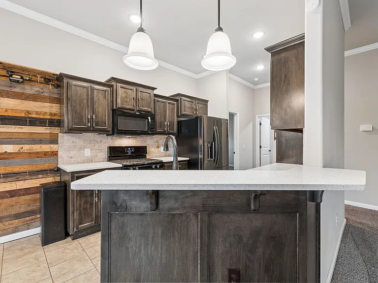 1751 Lexington Ct — Photo 12