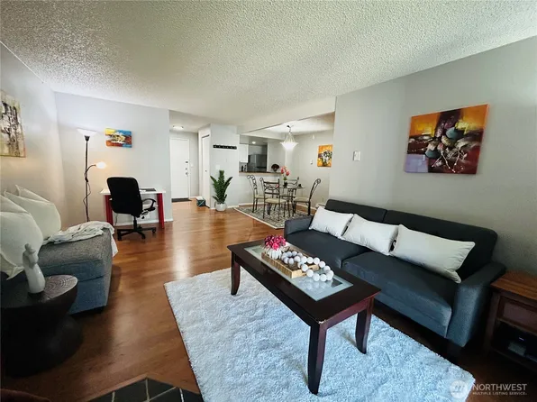 14779 NE 32nd Street #A-304, Bellevue, WA 98007