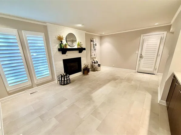 16 Windbrook Sq, Norman, OK 73072