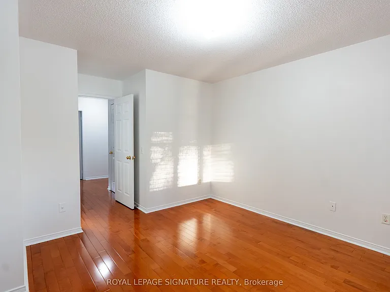 50 Strathaven Dr #28 — Photo 27
