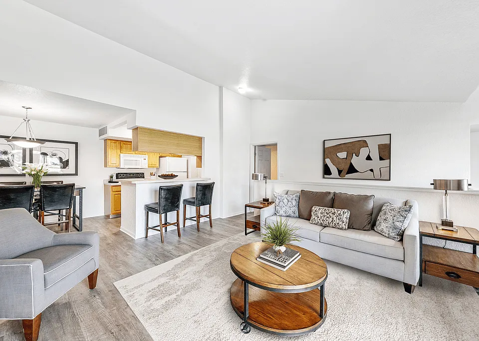Woodland Lakes Apartments