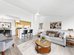 Woodland Lakes Apartments, Lansing, MI 48911