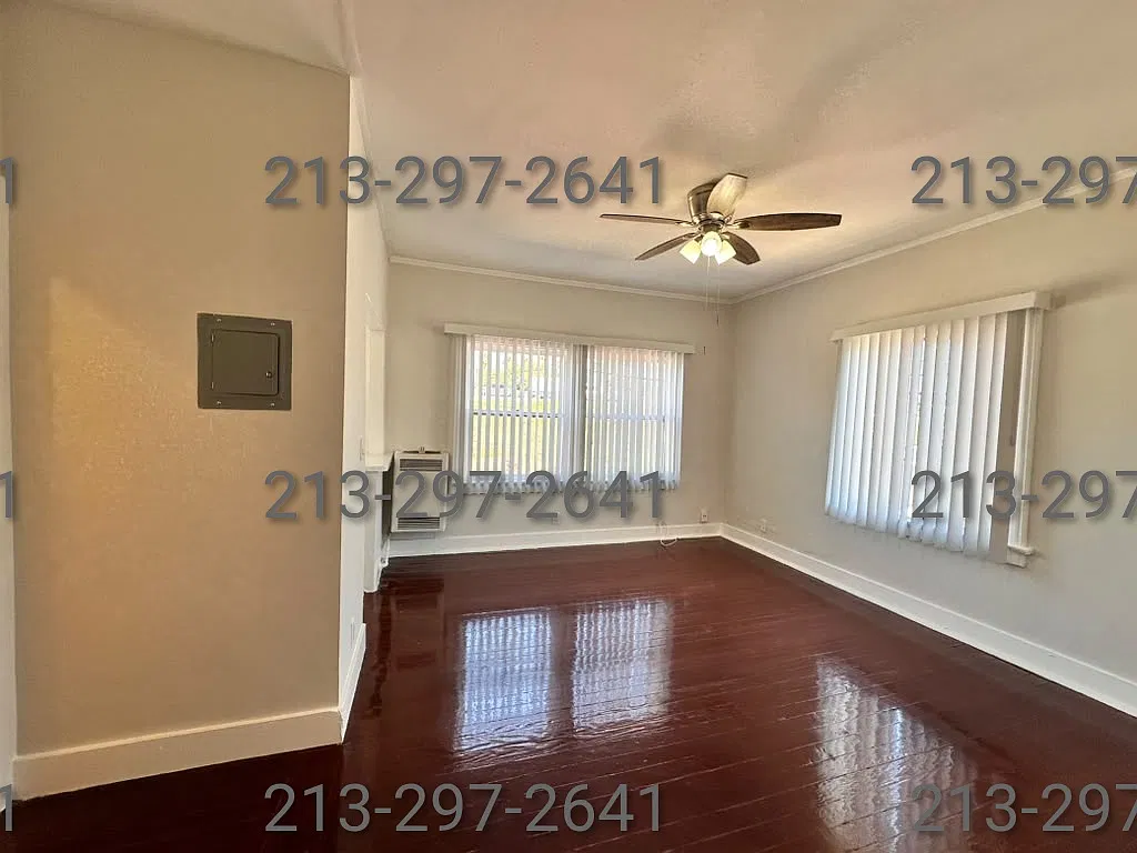 Studio, 400 sqft, $1,250 — Photo 3