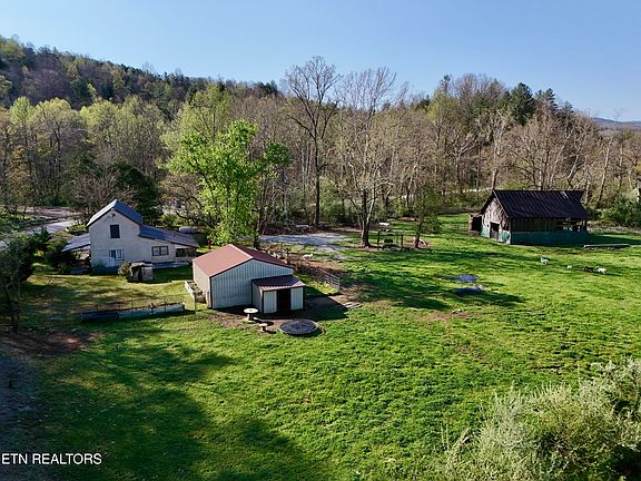 12th image of 5640 Brimstone Rd