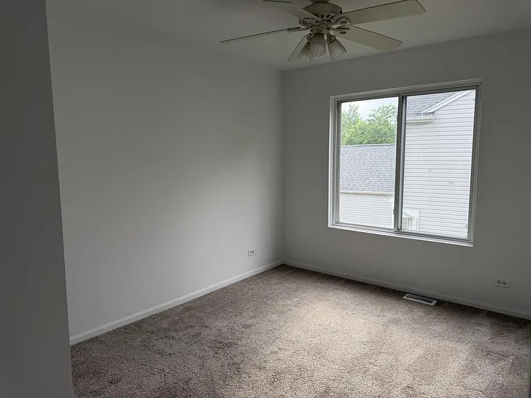 2354 Nantucket Ln — Photo 16